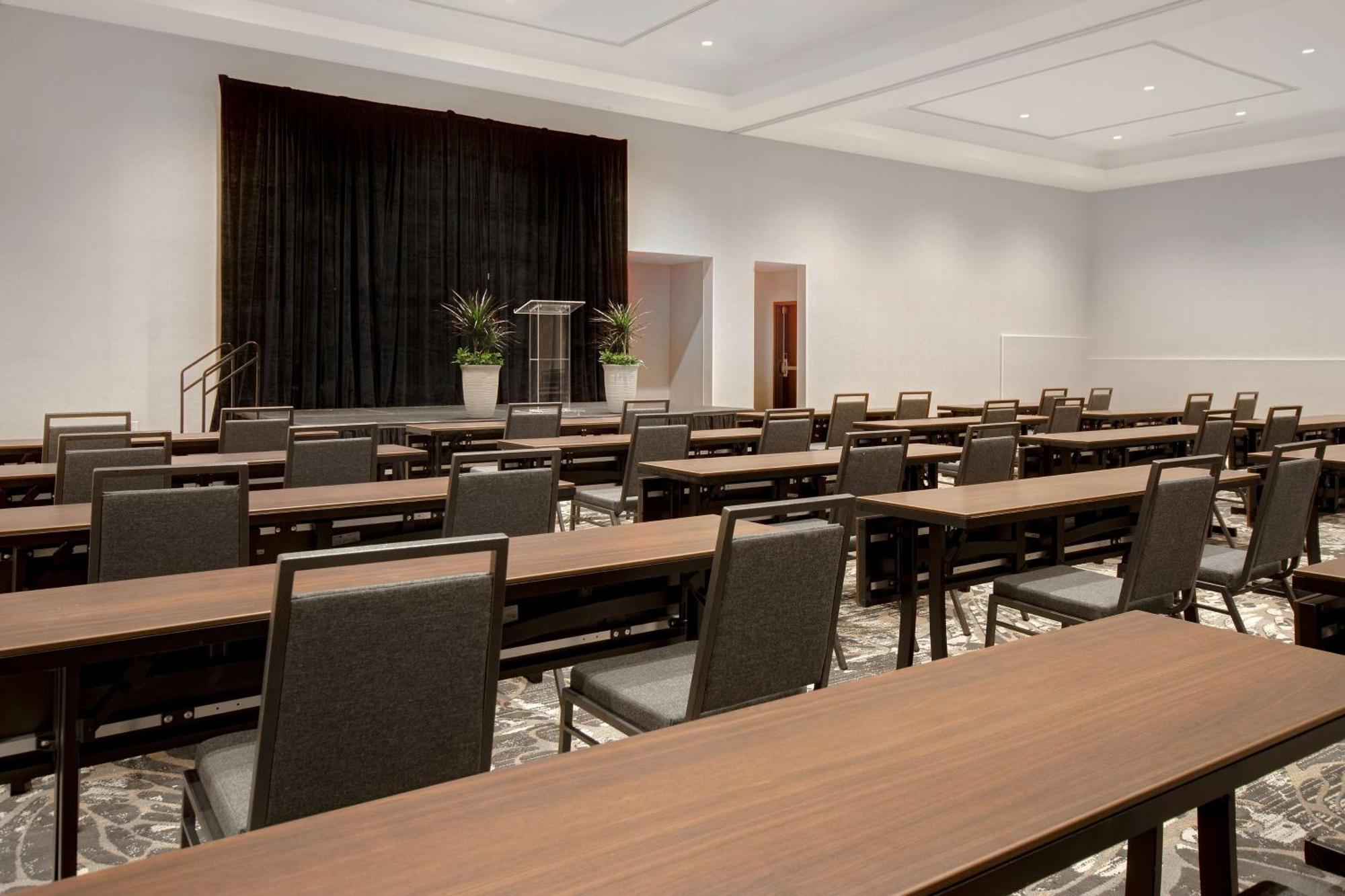 Embassy Suites By Hilton Alpharetta Halcyon Eksteriør billede